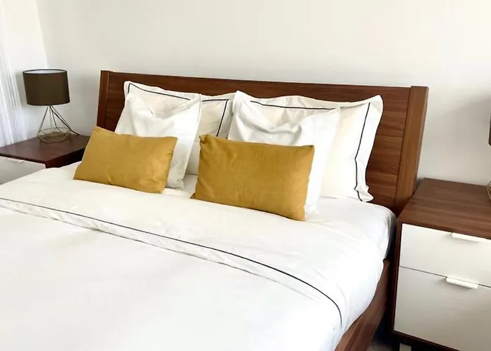 Naranjos Close To Puerto Banus *