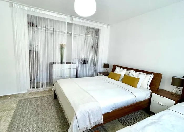 Naranjos Close To Puerto Banus Appartement *