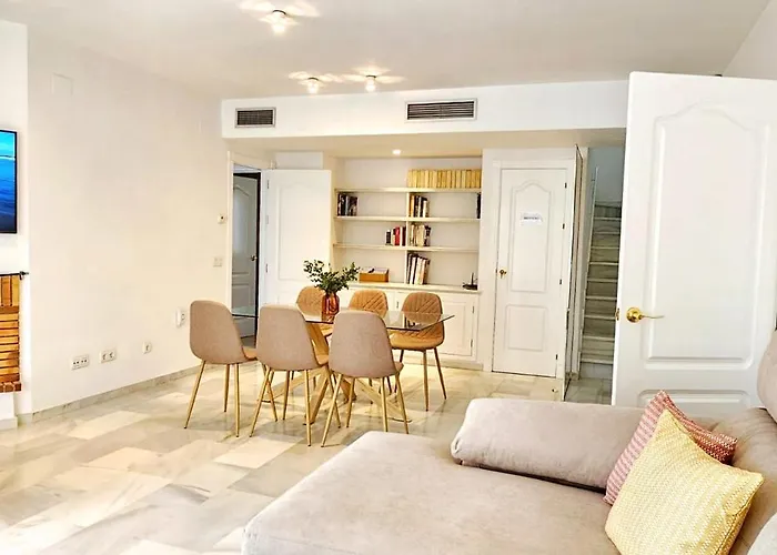 Naranjos Close To Puerto Banus * Marbellac