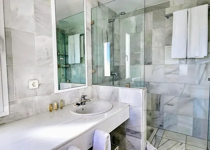 Naranjos Close To Puerto Banus Appartement Marbellac