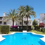Naranjos Close To Puerto Banus Апартаменты Марбелья