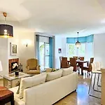 Апартаменты Naranjos Close To Puerto Banus Марбелья