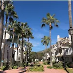 Апартаменты Naranjos Close To Puerto Banus Марбелья