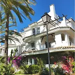 Naranjos Close To Puerto Banus Апартаменты Марбелья