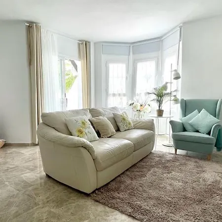 Naranjos Close To Puerto Banus דירה *