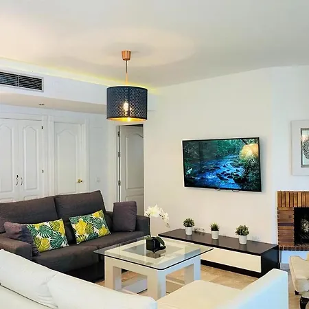 公寓 Naranjos Close To Puerto Banus *