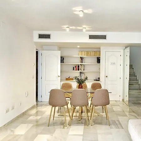Naranjos Close To Puerto Banus מארבלה