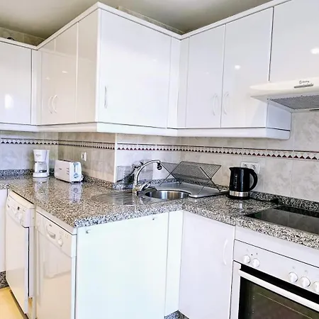 Naranjos Close To Puerto Banus