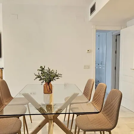 Naranjos Close To Puerto Banus דירה *