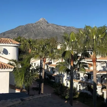 Apartment Naranjos Close To Puerto Banus Marbella
