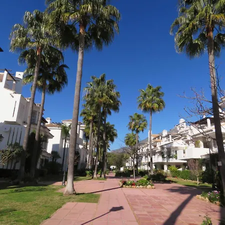 Naranjos Close To Puerto Banus Marbella