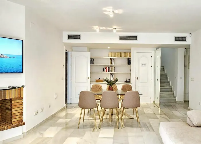 Naranjos Close To Puerto Banus Marbella